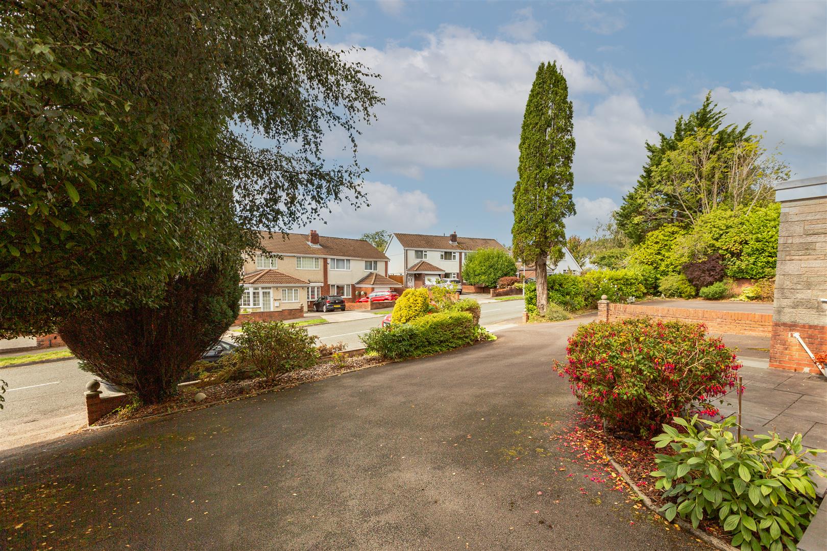 Saunders Way, Sketty, Swansea, SA2 8BJ